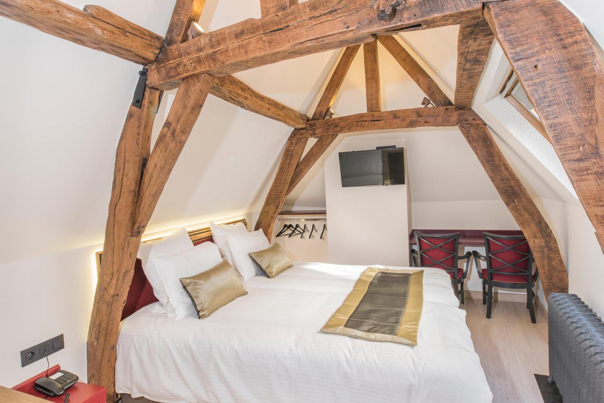 Hotel Agora Grand Place 3*